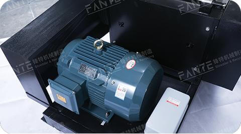 Powerful crusher machine is driven by a high-efficiency motor that delivers strong and stable power for continuous crushing.